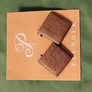 NEW Plunder wooden earrings